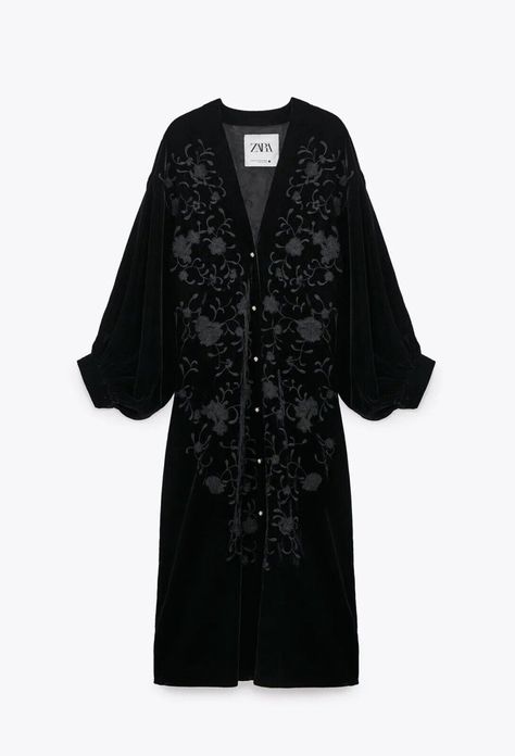 Zara Embroidered Dress, Zara Maxi Dress, Mode Kimono, Velvet Kimono, Embroidered Kimono, Embroidered Velvet, Playsuit Dress, Velvet Trousers, Velvet Coat