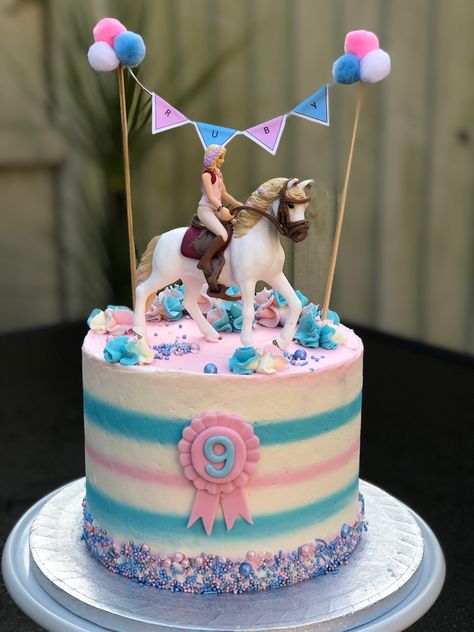 Rainbow Horse Cake, Birthday Cake Horse Theme, Horse Theme Birthday Cake, Horse Birthday Party Cake, Easy Horse Cake, Horse Cakes Birthday, Pony Cake Birthday, Horse Theme Cake, Birthday Cake Horse