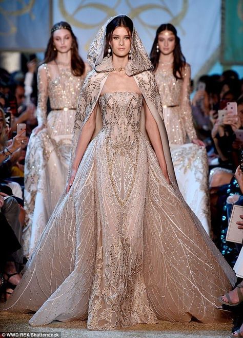 Show-stopper: Elie Saab finished the show with a heavy-embellished floor-length gown that ... Upcoming Fashion Trends, Elie Saab Haute Couture, Elie Saab Fall, Elie Saab Couture, Chanel Tote, Beauty Dress, Zuhair Murad, Couture Gowns, Trend Fashion