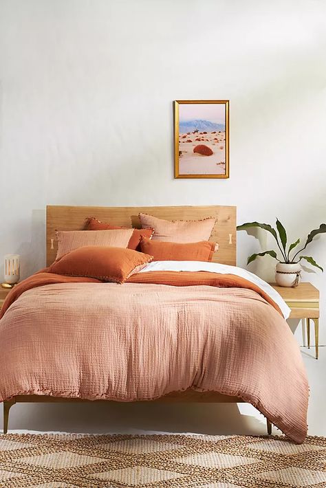 Alaskan Cabin, Brown Bedding, Terracotta Bedroom, 2020 Bedroom, Room Vibes, Rooms Design, Perfect Room, Master Bed, Unique Beds