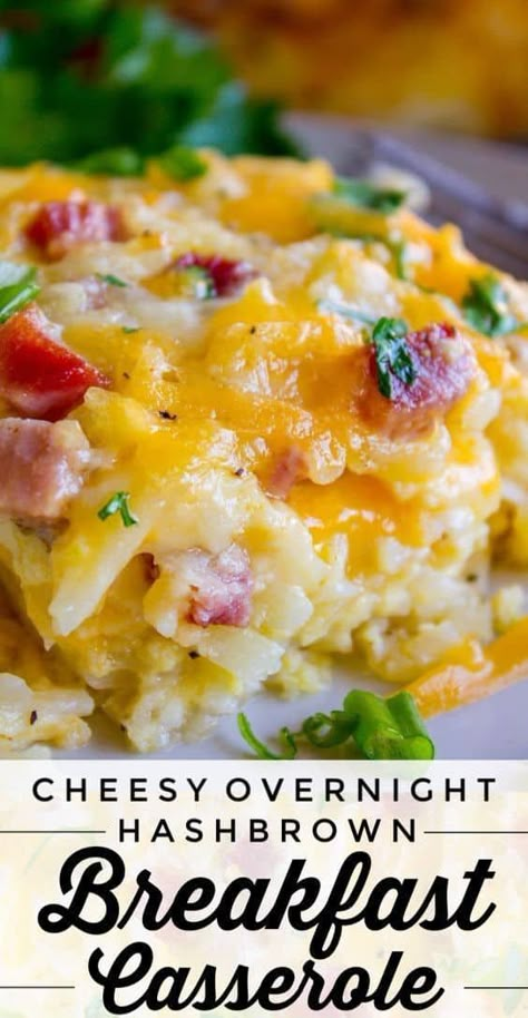 Overnight Hashbrown Breakfast Casserole, Cheesy Hashbrown, Hashbrown Breakfast, Christmas Breakfast Casserole, Ham Breakfast, Crockpot Breakfast Casserole, Best Breakfast Casserole, Breakfast Hashbrowns, Overnight Breakfast Casserole