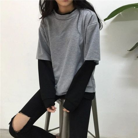 d72fbbccd9fe64c3a14f85d225a046f4desc51354178ri Gray Shirt Outfit, Long Sleeve Shirt Outfits, Long Sleeve Outfits, Traje Casual, Tomboy Outfits, Black Long Sleeve Shirt, Sweatshirt Women, Winter Sweatshirt, Swaggy Outfits