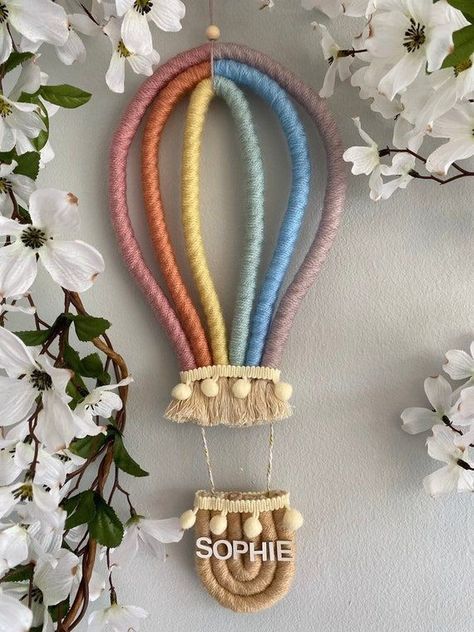 Balloon Bow, Rainbow Hot Air Balloon, Simpul Makrame, Art Macramé, Nordic Style Home, Macrame Baby, Hot Air Balloon Decorations, Diy Bebe, Baby Shower Party Supplies