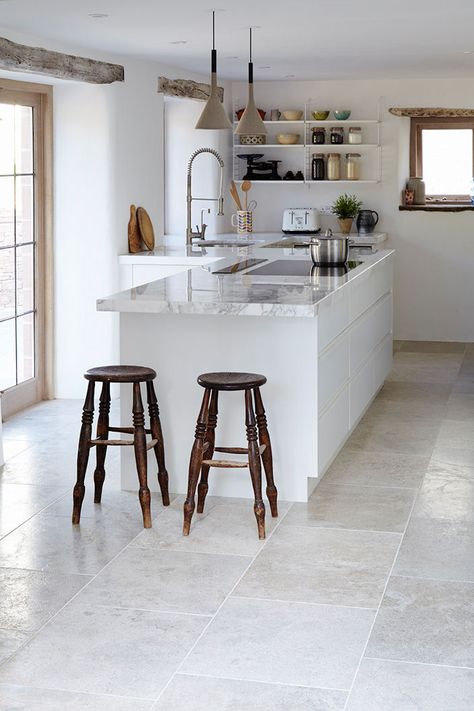 Grey Tile Kitchen Floor, Grey Kitchen Tiles, Kitchen Floor Tiles Ideas, Grey Floor Tiles, Floor Tile Design, Grey Flooring, Kitchen Floor Tile, Grey Kitchens, Kitchen Tile