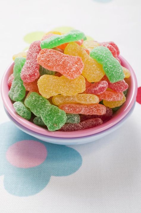 These mouth-puckering gummy candies can be made in any flavor you desire. Roll them in sugar to take the edge off their sourness. Gummy Candy Recipe, Sour Candy Recipe, Baking Store, Jelly Sweets, Gummies Recipe, Sugar Free Candy, Candy Recipe, Moon Rock, Cinnamon Cream Cheese Frosting