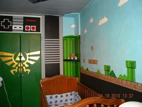 The 32 Geekiest Bedrooms Of All Time...If I ever have a kid I want this nursery! Super Mario Nursery, Nintendo Room, Super Mario Room, Mario Room, Video Games For Kids, Gamer Room, Video Game Room, Mario And Luigi, Decoration Inspiration