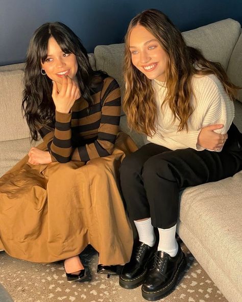 Jenna ortega and Maddie ziegler Jenna And Maddie, Fallout Movie, Wednesday Addams Outfit, Jena Ortega, Wednesday Cast, Jenna Ortega Wednesday, Wednesday Jenna, The Fallout, Maddie Ziegler