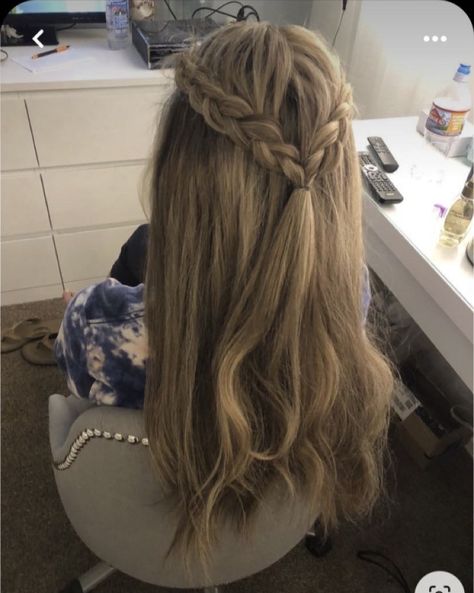 Braid Crown Long Hair Half Up Half Down, Crown Braid Half Up Half Down Straight Hair, Half Up Half Down Plaits Hairstyles, Prom Hairstyles Straight Hair Braids, Prom Hairstyles Dutch Braid, Simple Braided Hairstyles Half Up Half Down, Simple Half Up Braided Hairstyles, How To Braid Crown Half Up, Confirmation Hairstyles Curls