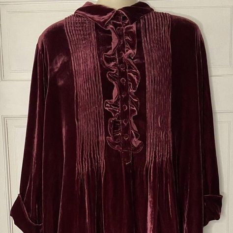 Soft Surroundings Silk Rayon Velvet Ruffle Tunic in Cranberry Size 2X Ruffled Tunic, Velvet Accents, Soft Surroundings, No Brand, Silk Fabric, Cranberry, Sleeve Type, Types Of Sleeves, Velvet