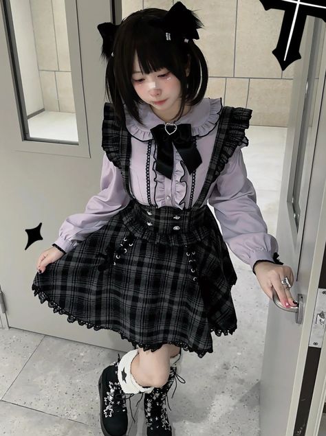 Wacky Clothes, Ribbon Blouse, Land Mine, Outfit References, Oc Outfits, Kei Fashion, Jirai Kei, Lolita Outfits, Style Kawaii