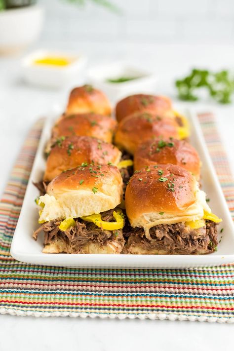 Roast Sliders, Roast With Pepperoncini, Pot Roast Sliders, Tender Chuck Roast, Pot Roast Sandwiches, Mississippi Roast Recipe, Leftover Pot Roast, Chuck Roast Recipes, Mississippi Pot