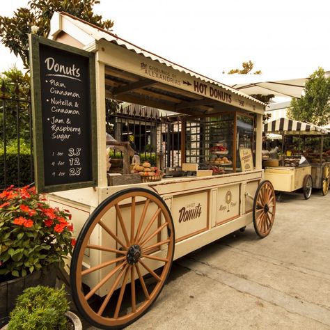 Outdoor Booth, Food Stall Design, Gerobak Dorong, Bike Food, The Grounds Of Alexandria, Mobile Coffee Shop, Coffee Trailer, Food Kiosk, Truck Business