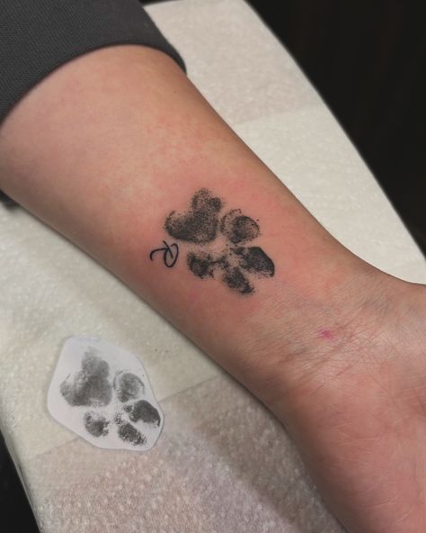 The cutest paw print for Beth thanks so much for coming in girl😙✌️ . . (Facing towards her upon Beth’s request) . . #pawprinttattoo #dogtattoo #dogmemorial #memorialtattoo #tattoo #happiness #tattooing #artwork #digitalart Cute Paw Print Tattoos, Paw Patrol Tattoo, Pet Tattoos Dog Memorial, Dog Paw Print Tattoo, Paw Print Tattoo Dog, Dog Paw Tattoo, Pawprint Tattoo, Paw Tattoo, Memorial Tattoo