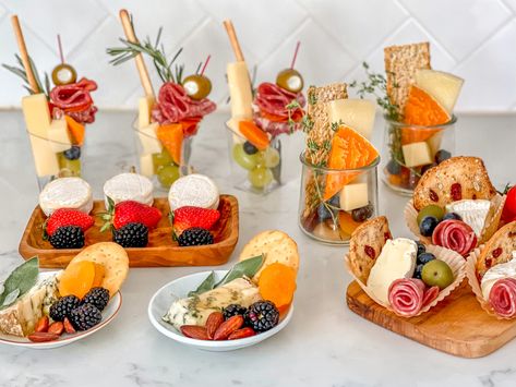 Make Mine a Mini! How to Make the Best Char-Cuties – I Love Imported Cheese Mini Cheese Platter For One, Charcuterie Plate, Wedding Appetizers, Mini Mason Jars, Mini Plate, Perfect Brunch, Pickled Veggies, Cheese Appetizers, Cheese Serving