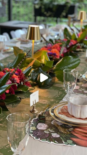 Amy Montgomery Home on Instagram: "{Flower Friday} Centerpieces for Dinner & Flowers At Home With Amy… our table is 16 feet long and 6 feet wide, so I’ve made three long… low and lush florals. Magnolia from our yard and fresh flowers from Trader Joe’s. 
🔹
Table Items Available at Amy Montgomery Home:

•Extra wide Runner, Die Cut Placemats and Napkins by Hester & Cook
•Acrylic Chargers by Caspari
•Placecard Holders by Hester & Cook
🔹
•Styling by Amy Montgomery 
•Rentals by @eleganteventsandrentals 
(Tables, cloths and flatware)
🔹
Hoping your Friday is fabulous!
xoxo,
Amy 
🔹
#amymontgomeryhome #freshtraditional #flowerfriday #flowerfridays #floraldesign #floralarrangement #traderjoesflowers #entertainingathome #entertainingessentials #theartofentertaining #aplaceatthetable #hostesswithth Montgomery Homes, Floral Table Runner, Entertaining Essentials, Trader Joe’s, Fresh Flowers, Table Runners, Magnolia, Tablescapes, Placemats