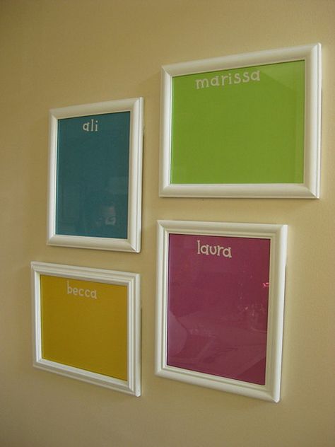 Picture Frame Whiteboard by themodernausten, via Flickr Apartment Crafts, Diy Whiteboard, Senior Year Of College, Blog Organization, Picture Frame Crafts, Super Saturday, Green Inspiration, Frame Ideas, Amazing Decor