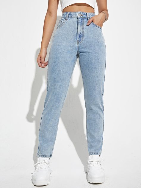 Mom Jeans Outfit, Jeans Outfit Women, Outfit Jeans, Jeans Mom, Recycled Denim, Light Wash Denim, Washed Jeans, Jean Outfits, Ripped Jeans