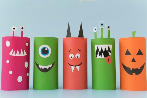 Paper decorations for halloween collecti... | Free Photo #Freepik #freephoto #halloween #ornament #paper #event Halloween Loo Roll Crafts, Halloween Toilet Paper Roll Crafts, Halloween Toilet Paper, Decorations For Halloween, Bricolage Halloween, Toilet Paper Crafts, Adornos Halloween, Diy Musical Instruments, Toilet Paper Roll Crafts