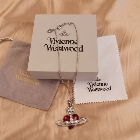 Vivienne Westwood Red Heart Saturn Necklace Vivienne Westwood Pendant, Vivienne Westwood Pearl Necklace, Vivienne Westwood Jewelry, Bag Necklace, Vivienne Westwood Jewellery, Saturn Necklace, Vivienne Westwood Red, Chunky Pearls, Chocker Necklace