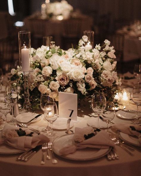 Inside Weddings on Instagram: “Classic & timeless blooms for a glowing reception 🤩 📷: James Moes Photography, Planning: @bobgailevents, Floral Design: @whitelilacinc .…” Wedding Venue Shopping Outfit, Classic Elegant Wedding Centerpiece, Cocktail Hour Decor Wedding, White Roses Centerpieces, Classic Elegant Wedding Dress, Short Wedding Centerpieces, Mansion Wedding Decor, Blush Centerpieces, Classy Wedding Reception