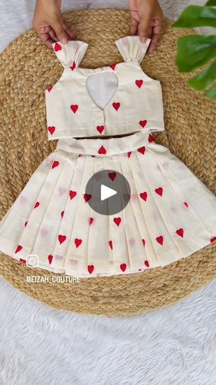 Baby Froke Dress Design, Kids Dress Patterns Indian, Frock Patterns For Kids, Baby Blouse Designs, Kids Designer Dresses Indian, Froke Design, Kids Frock Design, Frock Designs For Girl, Indian Dresses For Kids