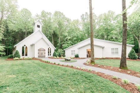 Chapel Views in the Woods The Chapel at Firefly Lane has its own reception building directly to the side. It makes the reception very convenient for your guests to have a great evening of laughs and fun! The drive up to the Chapel really makes you feel like the trees are giving you a huge hug! <3 | Image by Ava Vienneau Firefly Lane Chapel, Wedding Chapel In The Woods, Firefly Lane Wedding, Wedding Venue In The Woods, Wedding Officiant Business, Outdoor Chapel, Pretty Place Chapel, Open Air Chapel, Chapel In The Woods