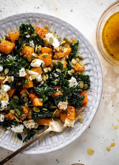 Squash Kale Salad, Butternut Squash Kale, Salad With Goat Cheese, Butternut Squash Salad, Squash Salad, Ambrosia Salad, Goat Cheese Salad, Cheese Salad, Kale Salad