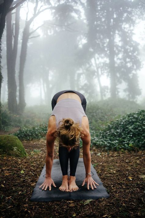 Daily doses of Yoga on Tumblr Yoga Photoshoot Ideas, Yoga Inspiration Photos, Photo Yoga, Yoga Poses Photography, Yoga Photoshoot, Yoga Kundalini, Meditation Scripts, Yoga Aesthetic, Yoga Inspo