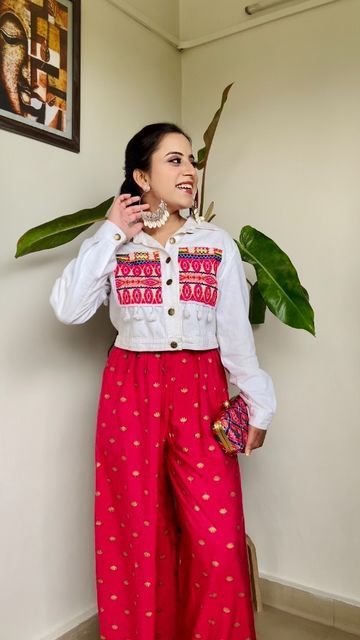 Sarojini Nagar Market, Sarojini Nagar, Instagram Outfit Ideas, Boho Jacket, Ghagra Choli, Desi, Outfit Ideas, Pants, Trousers