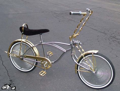 Gold rush lowrider Gold Bmx Bike, Low Rider Bike Bicycles, Cycle Design, Cultura Hip Hop, Lowrider Bicycle, Lowrider Art, Black Life, Lowrider Bike, Cruiser Bicycle