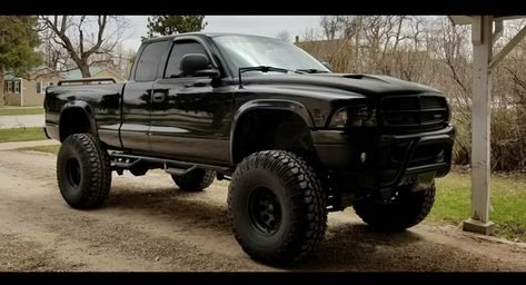 Lifted Dodge Dakota, Dodge Dakota Ideas, Dodge Dakota Custom, Dodge Dakota Lifted, 2004 Dodge Dakota, Dakota Truck, Lifted Dodge, Dodge Pickup Trucks, Dodge Pickup