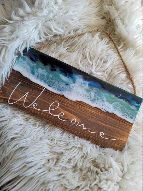 Seni Resin, Wood Welcome Sign, Resin And Wood Diy, Deco Marine, Resin Crafts Tutorial, Diy Resin Projects, Wood And Resin, Art Ocean, Epoxy Resin Crafts