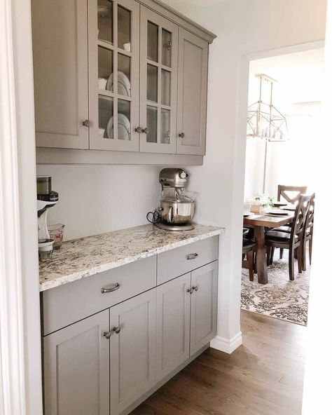 The Top 38 Butler Pantry Ideas - Next Luxury Butler Pantry Pass Through, Butler Area Ideas, Butlers Pantry Entryway, Hallway Butlers Pantry Ideas, Butler Pantry Hallway, Built In Butlers Pantry Buffet, Adding Butlers Pantry, Butlers Pantry Cabinet Ideas, Butlers Pantry In Dining Room