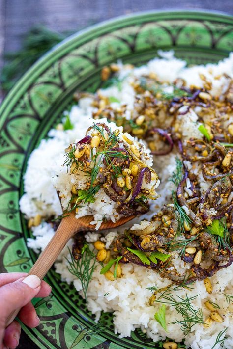 This flavorful Middle Eastern rice is easy and delicious! Made with basmati rice topped with caramelized shallots, zaatar, lemon zest, optional pine nuts, and fresh herbs in under 30 minutes! Middle Eastern Rice, Lebanese Chicken, Zaatar Spice, Med Diet, Caramelized Shallots, Easy Grilled Chicken, Lemon Rice, Lime Rice, Cilantro Lime Rice