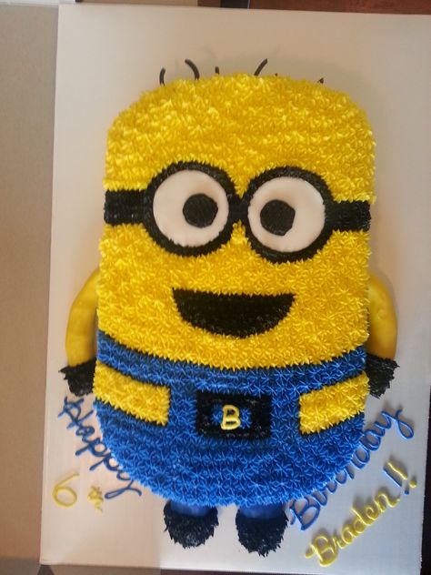 Minion cake Minion Birthday Cake Ideas, Minons Cake, Minion Cake Birthday, Minion Sheet Cake, Minions Cake Ideas, Minion Cake Ideas, Rodjendanske Torte, Minion Birthday Cake, Minions Birthday