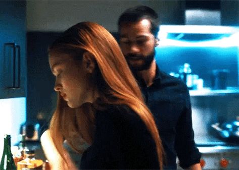 Sadie Sink Gif, Dylan O Brien Gif, Rent Musical, Long Shiny Hair, James Barnes, Chica Cool, Studio Portrait Photography, Dare To Dream, Ginger Girls