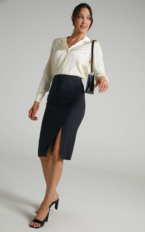 High Waisted Pencil Skirt Outfit, Long Pencil Skirt Outfits, Pencil Skirt Outfits Classy, Black Pencil Skirt Outfit, Office Ootd, Teacher Fits, Secretary Outfits, Long Pencil Skirt, Pencil Skirt Outfits