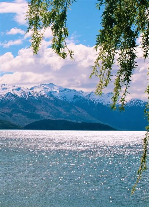 New Zealand. New Zealand Mountains, Wanaka New Zealand, Life Bucket List, Lake Wanaka, Be Adventurous, Wallpaper Summer, Single Life, White Cloud, Different Cultures