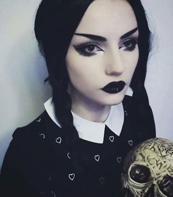 Fete Emo, Witch Makeup, Goth Beauty, Goth Makeup, Gothic Makeup, Dark Makeup, Halloween Makeup Looks, Fantasias Halloween, Halloween Make Up