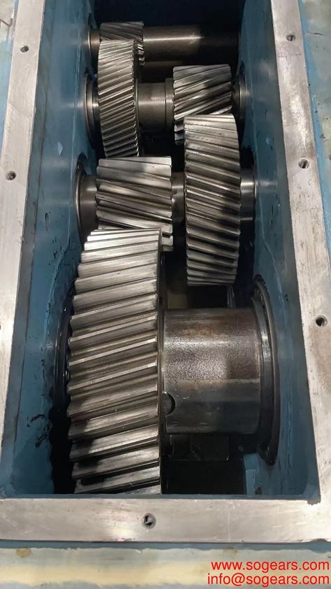 K Series reducer gear box motor speed helical bevel gearbox with high effeciency 1. ABB make OVR T2 1N 80-275s P QSModel: 2CTB815708R1400Qty: 032.ABB make OVR T2 3N 80-440s P QSModel: 2CTB815708R4900Qty: 03Motor Axle "Y" Transelevator 3.Brand: SEW euro drive.Reference: K107DRS180L4BE30HRDescription: electric motor 22kW 440 ACWeight: 1074 lbMotor "Y" axle Transelevator 6Brand: SEW euro drive.Reference: K127DRL180S4BE30HRDescription: 400V 3000RPM electric motorWeight:1402 lbMotor Axle "x" Transele Motor Speed, Electronic Parts, Electric Motor, Quick Saves