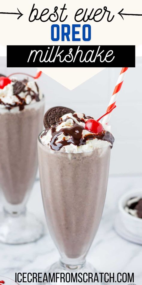 It's so easy to make an Oreo Milkshake at home! Vanilla ice cream is blended with Oreo cookies to create this creamy, sweet cookies and cream milkshake that is irresistibly delicious. Oreo Cookie Shake, Cookies And Cream Milkshake Recipe, Thick Oreo Milkshake Recipe, Oreo Milk Shake, Milkshake Oreo, Oreo Milkshake Recipe, Cookies And Cream Milkshake, Oreo Milk, Strawberry Cheesecake Ice Cream