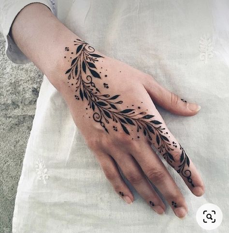 Henne Tattoo, Simple Mehendi, Wedding Mehendi, Henna Style Tattoos, Jagua Henna, Simple Mehendi Designs, Henna Inspired Tattoos, Floral Henna Designs, Tato Henna