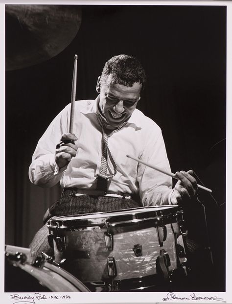 Buddy Rich Musical Saw, Drum Rudiments, Buddy Rich, Drum Heads, How To Play Drums, Music School, Jazz Blues, Snare Drum, Drummers