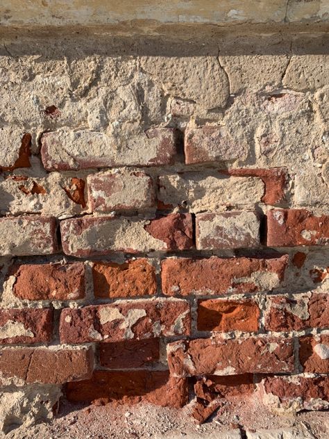 Laying Brick, Building