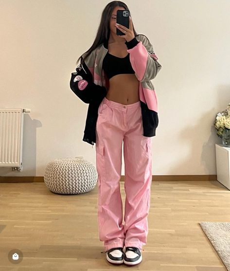 Pink Streetwear Outfit Aesthetic, Pink Baddie Aesthetic Outfits, Girly Streetwear Fashion, Pink Outfits Aesthetic Baddie, Fancy Streetwear, Girly Streetwear, Pink Streetwear, Wrong Number, Streetwear Fashion Women