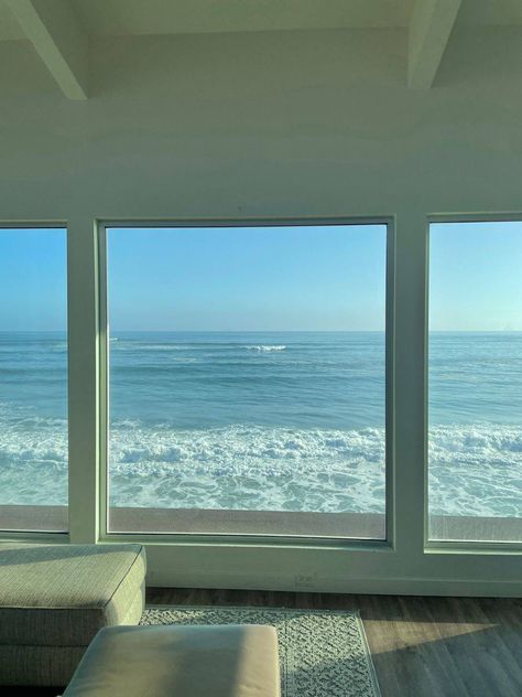 Summer Dream Aesthetic, Sea Interior Design, Beach Side House, Aesthetic Beach House, Beach View House, Window Pictures, Aesthetic Window, Houses By The Beach, Beach House Aesthetic