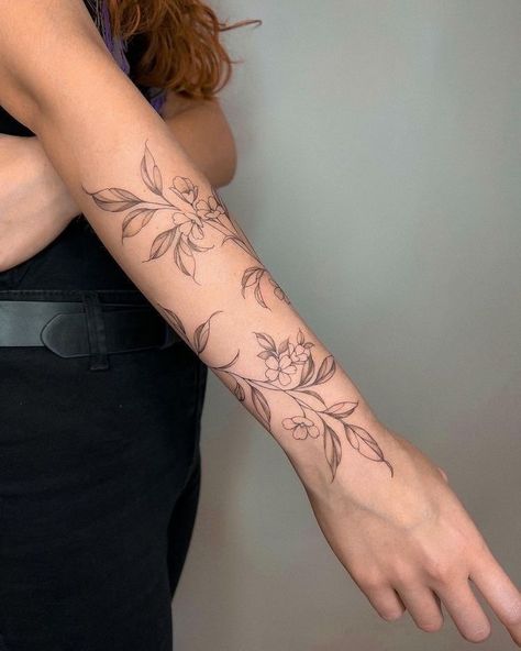 Graceful Tattoo, Female Hand Tattoo, Tattoo Ideas Female Hand, Botanisches Tattoo, Arm Wrap Tattoo, Wrap Around Wrist Tattoos, Around Arm Tattoo, Wrap Around Tattoo, Tattoo Artist Tattoo