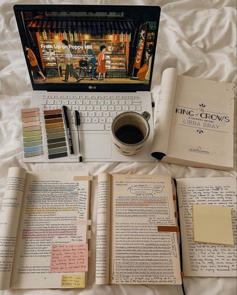 Academic Aesthetic, Reading Month, Board Wallpaper, Chaotic Academia, Fall Mood Board, Reading Aesthetic, Fall Semester, Study Board, Academic Motivation