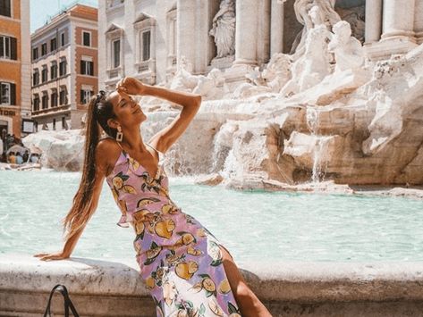 There are a lot of cities in Europe that deserve to be seen by everyone around the world, especially since there is so much to do and see. Travelling is a fantastic way to figure out where you might belong. Here is a list of some cities in Europe you have visit before you die! Insta Vs Reality, Marta Sierra, Vacay Pics, Rome Outfits, Rome Photo, Travel Pose, White Sundress, Italy Outfits, Italy Photo