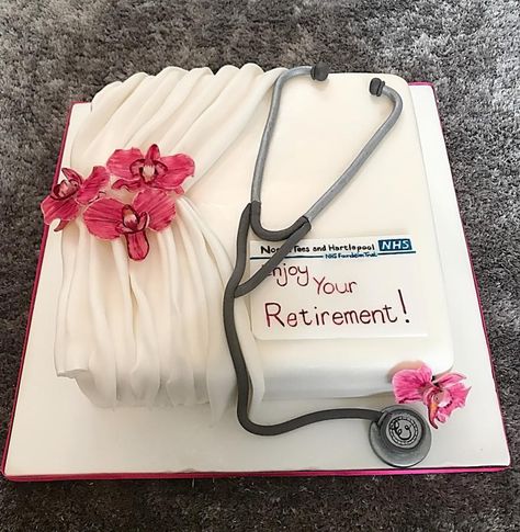 Nurse Retirement Cake, Retirement Cake Ideas, Retirement Party Cakes, Medical Cake, Cake Figures, Farewell Cake, Model Cake, Doctor Cake, Blue Wedding Receptions